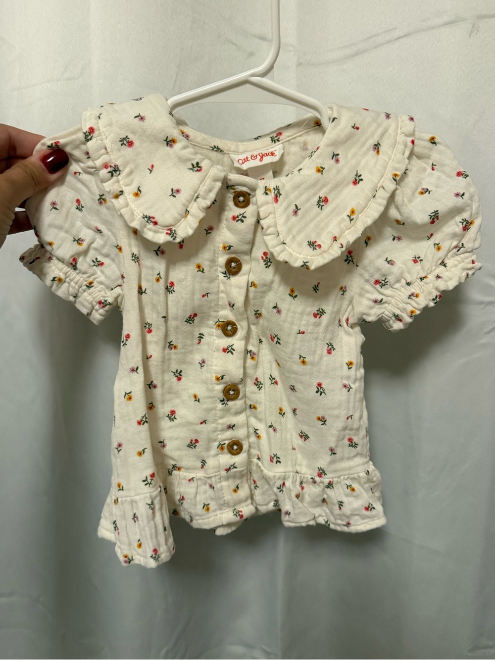 Cat & Jack Cream Floral Ruffle Button-Front Top
